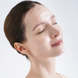 Le Mieux Boto-Needle Frown Line Patch mask for smoothing frown lines, featuring a skin-friendly design.