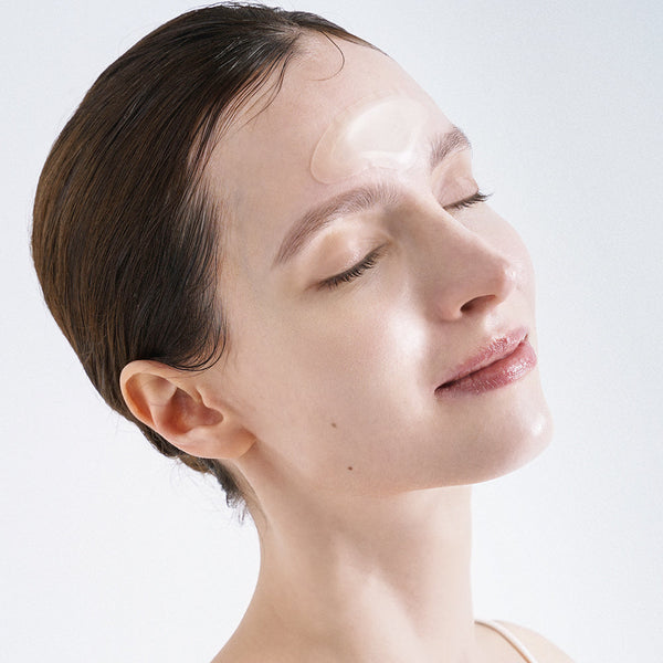 Le Mieux Boto-Needle Frown Line Patch mask for smoothing frown lines, featuring a skin-friendly design.