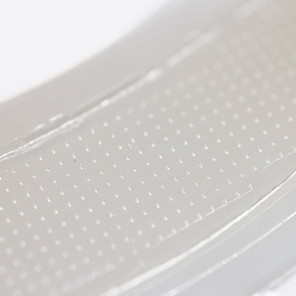 Le Mieux Boto-Needle Line Erase Eye Mask in packaging, showcasing sleek design and targeted eye treatment features.