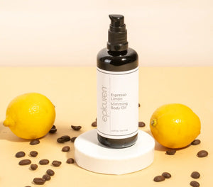 Epicuren Discovery Espresso Limón Slimming Oil moisturizer in a lifestyle setting with a refreshing, citrus scent.