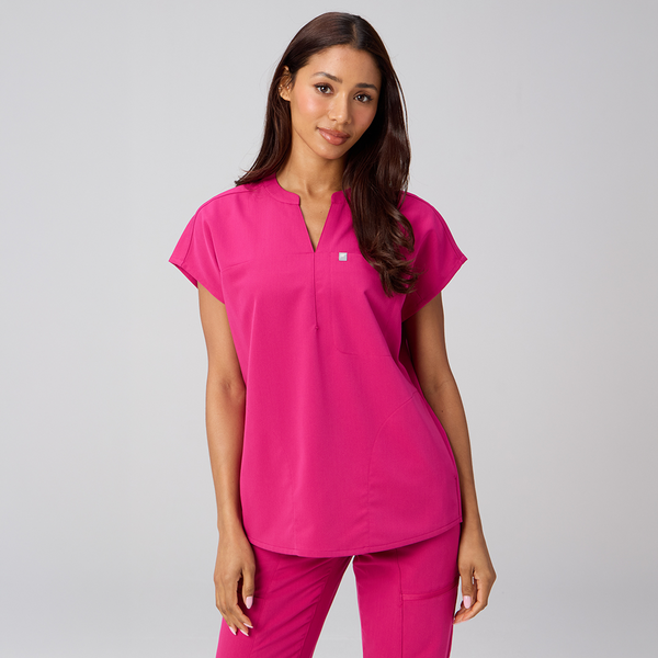 Circadia x Fabletics Women's Evolve Oversized Scrub Top - image 1