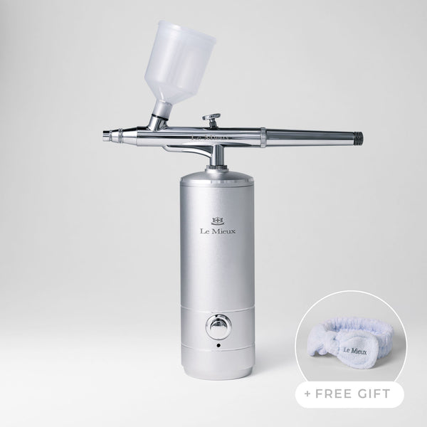 Le Mieux Ionized Oxygen Infuser beauty tool with headband for facial oxygen therapy and skincare treatment.