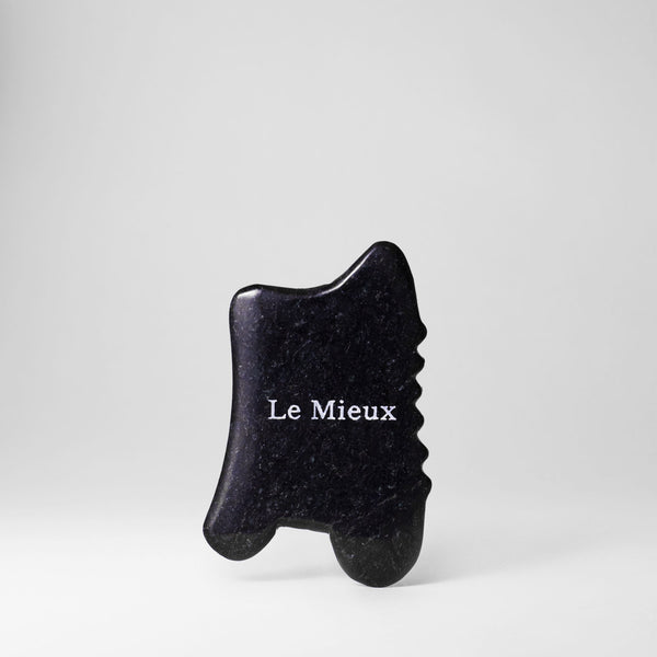 Black Jade Mountain Shan by Le Mieux