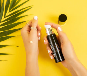 Epicuren Discovery Ultima-Peptide Maximum Peptide Complex anti-aging serum in a lifestyle setting with soft lighting.