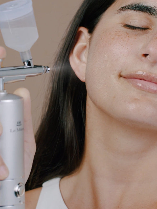 Le Mieux Ionized Oxygen Infuser with The Glow Team OMG Activator + OMG Serum - European Beauty by B