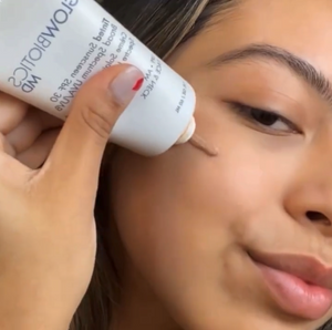 Glowbiotics Tinted Sunscreen SPF 30 Broad Spectrum UVA/UVB - product image 4